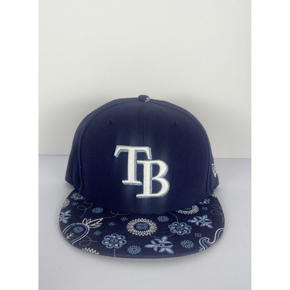 Tampa Bay Buccaneers Hat Cap Fitted Blue White Floral MLB Baseball Mens 7 5/8